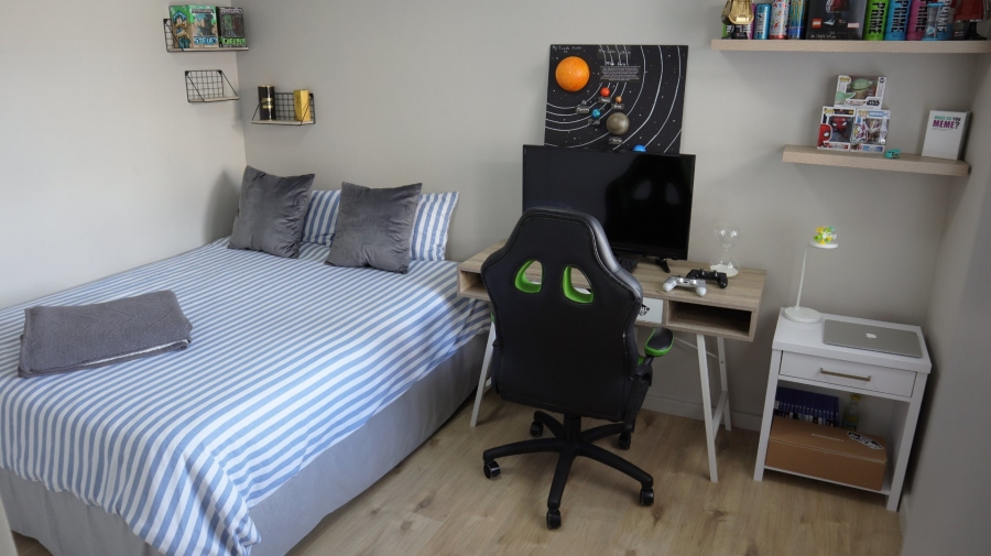 32 Bedroom Property for Sale in Table View Western Cape